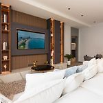 New 2024 - 4Br Pet-Friendly Pool Villa - Jomtien