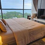 Luxury 2 Bed Room Sea View - Best Location