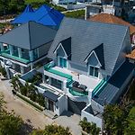 New 2024 - Two Villa Compound - 9Br - Two Pools