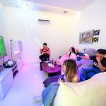 Happyhouse