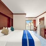 Selina Place Hotel