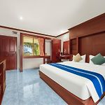 Selina Place Hotel