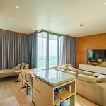 Luxury 2Br Sea View Apartment With Private Lift And Free Parking