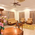 Pattaya 5Br Pool Villa Sleeps 10