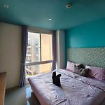 Atlantis Condo 1 Bedroom With Balcony, Pool & Gym
