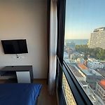 Stay In The Heart Of Pattaya The Base