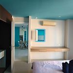 Atlantis Condo 1 Bedroom With Balcony, Pool & Gym