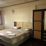 Walking Street Encore Hotel