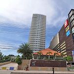 View Talay 6 Pattaya Beach Condominium By Honey