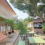 Sea Beach Koh Larn 1