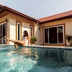 Massarossa Queen Private Pool Villa Near Terminal 21