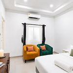 Lagoon Breeze 4Br Pool Villa Near Walking Street Pattaya