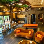 Manjiland Luxury Pool Villa Pattaya Walking Street