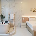 Serene Pool Villa Pattaya 2