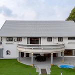 Luxury 5 Bedroom Private Party Pool Villa Pattaya Central