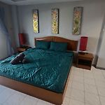 Ohlala Guest House