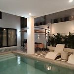 Lune&Palm Pool Villa - 6 Bedrooms With Their Own Bathrooms Pool Villa, Near Arcadia