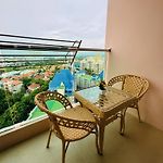 Resort Style Room Near Beach High Floor Pattaya