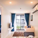 Condo In Downtown Pattaya With Best Rooftop Pool
