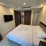 Brand New Condo! Grand Avenue & Central Pattaya