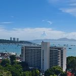Centric Sea Pattaya Condo By Allen