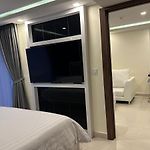 New! Modern Condo & Grand Avenue & Central Pattaya