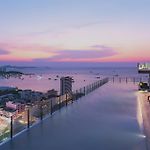 Best Condo In Central Pattaya With Rooftop Pool