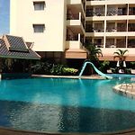 Phuphaya Resort Pattaya