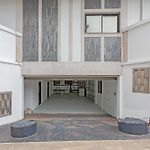 4-Bed High End Villa Sleeps 8 - Pattaya
