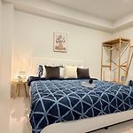 Maru Room For Rent