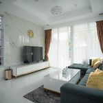 Kw Pool Villa Pattaya Tai