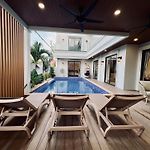 2 Palm Villas Wongamat Beach