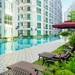 Olympus City Garden Pool View Condo Pattaya