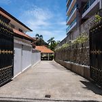 Luxury Pool Villa 4 Bedroom 900M Beach 1.5 Km Downtown