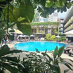 โรงแรม บารอน บีช