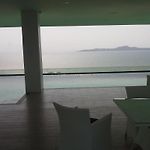 The View Cosy Beach Residence