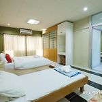 Zen Rooms Anna Residence