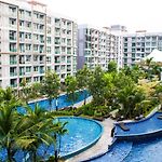 Tropical Pool View Pattaya Free Electric Wifi