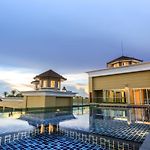 Crystal Luxury Hotel