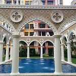 Venetian Signature Condo Resort Pattaya