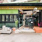 Oyo 146 Rivana Boutique By Sandara
