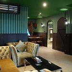 Castle Suites