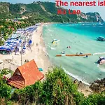 двух-комнатная в кондоминимуме Pattaya