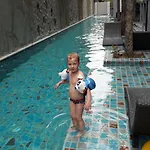 двух-комнатная в кондоминимуме อพาร์ทเม้น *