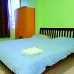 Walking Street Encore Hotel