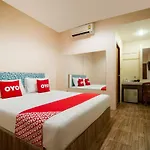 โอโย 645 บ้านเรืองรุ่งโรจน์ Pattaya