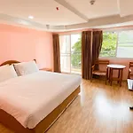 โรงแรม เอเอ พัทยา โกลเดนบีช โฮเต็ล Pattaya