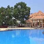 Yailand Luxury Pool Villa Pattaya Walking Street 5 Bedrooms