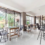 โอโย 75316 แคพปิตอล เรสซิเด้นซ์ โรงแรม Pattaya