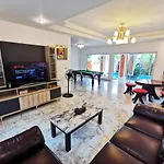 Joopland Luxury Pool Villa Pattaya Walking Street